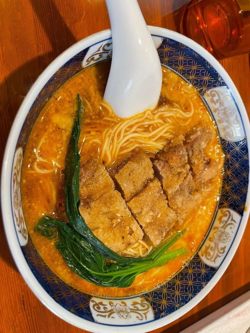 腓骨坦々麺