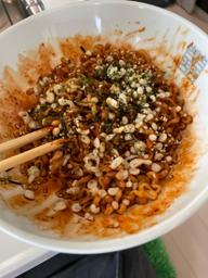 トゥムセラーメン炒め