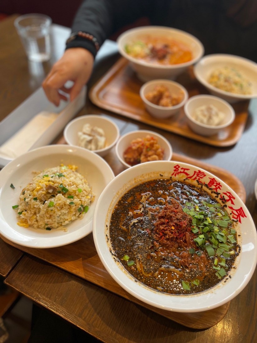 黒胡麻タンタン麺 中辛