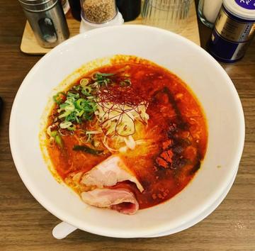 豚ウマ辛麺