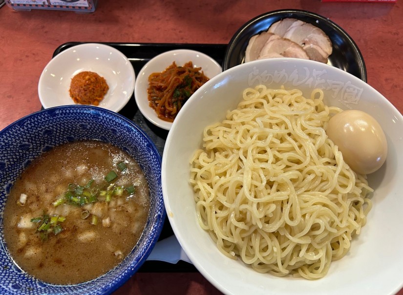 豚そばつけ麺 ハバネロ×1、壺ニラ×3