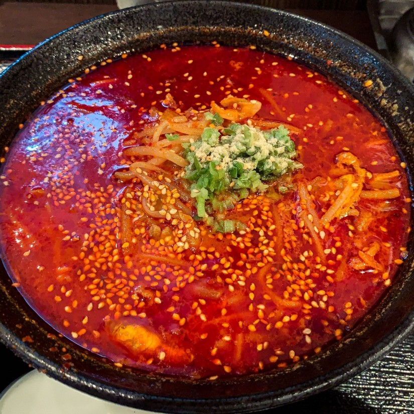 赤のラーメン (辛くとお願い)