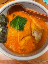 辛背脂入りラーメン強 強