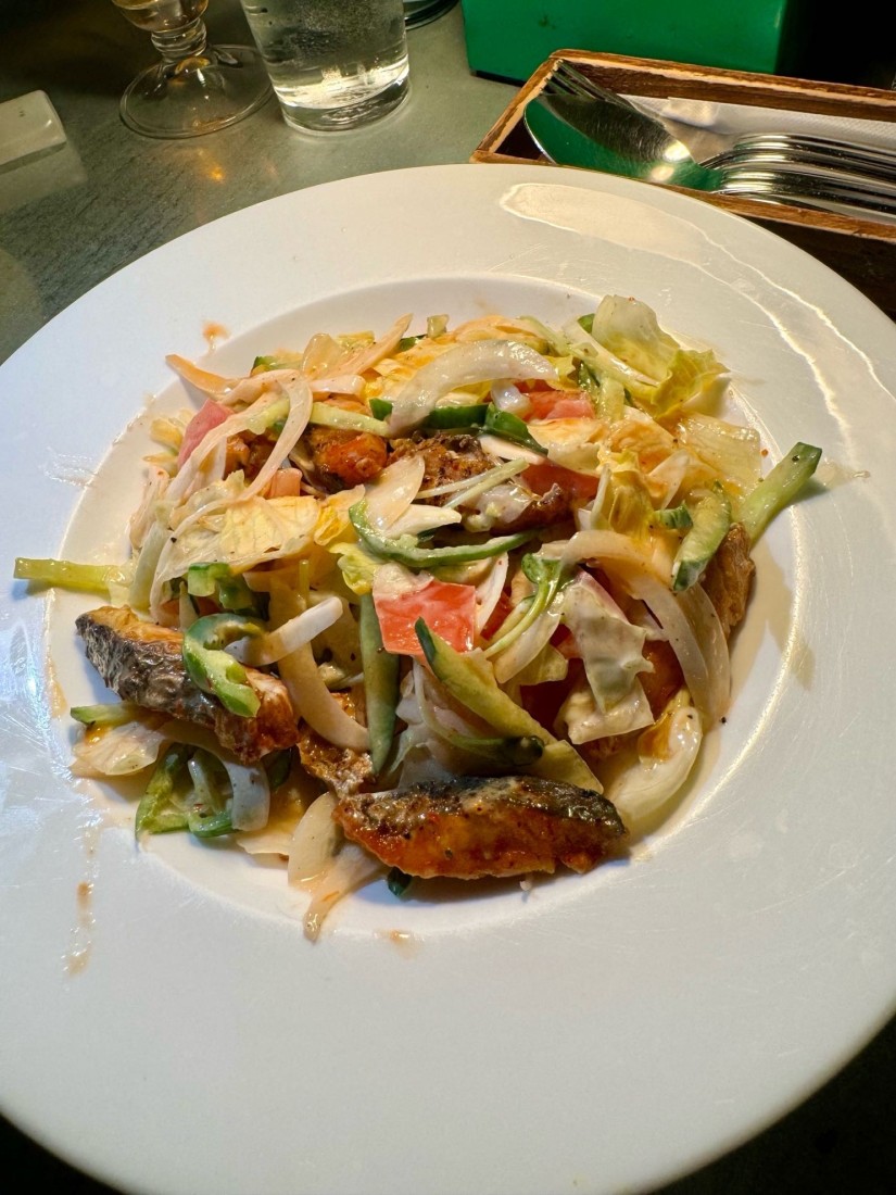 チリフィッシュサラダ