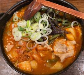 豚肉(辛口)ほうとう