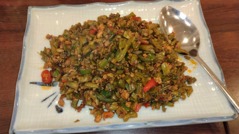 酢漬けインゲンと豚肉炒め