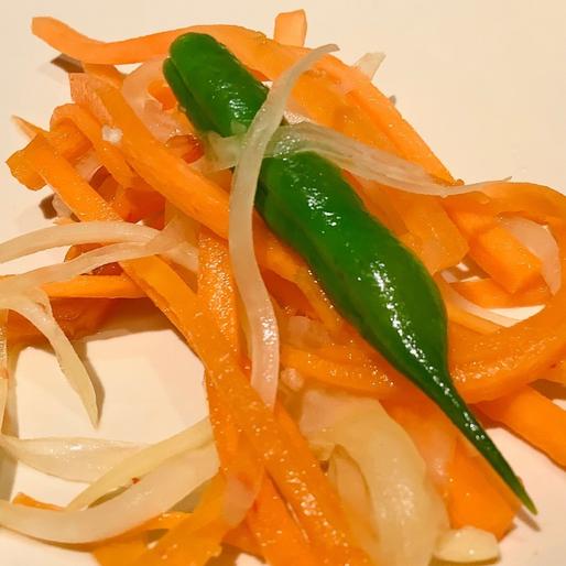 青パパイヤと人参のサラダ ソムタム