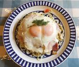 ベーコンエッグとハバネロのスーパーペペロンチーノ