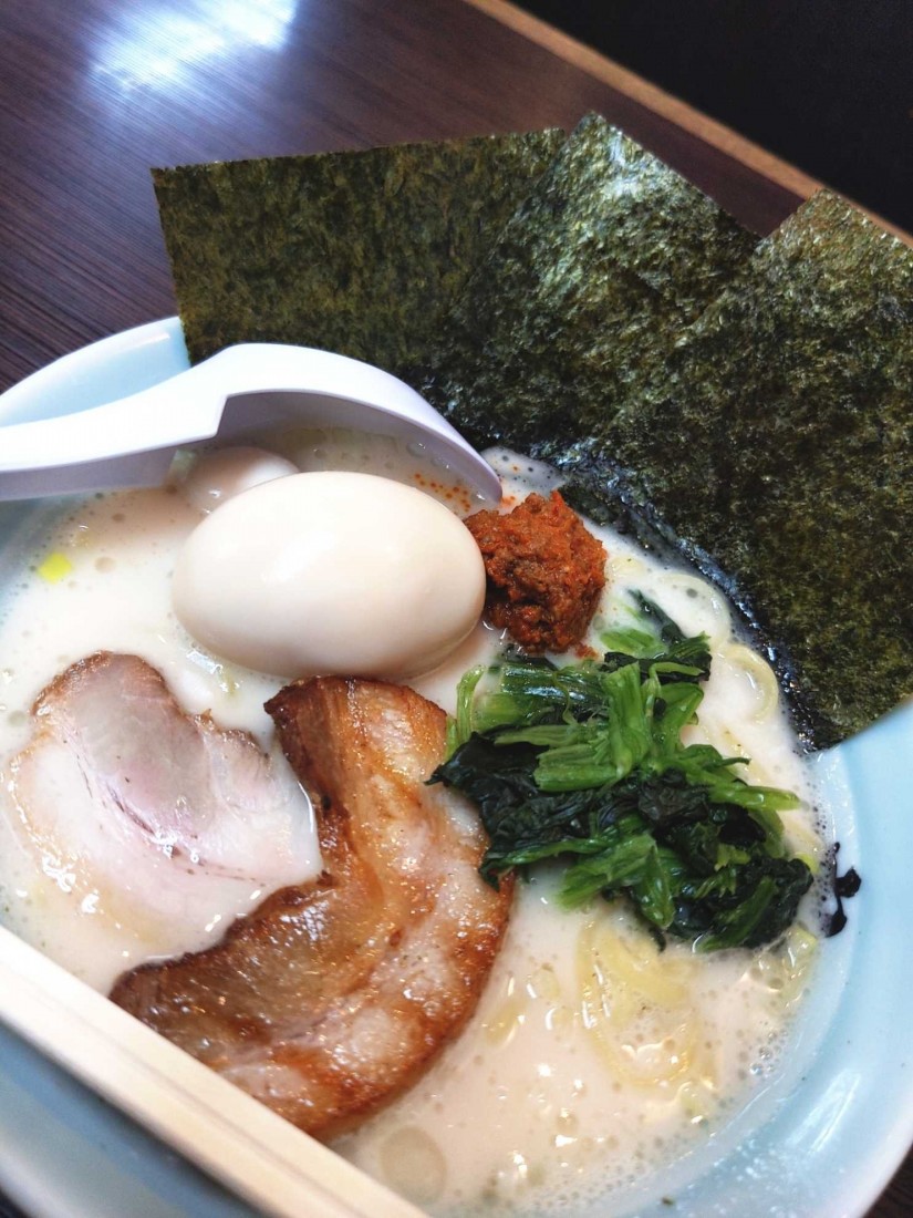 魂心ラーメン 辛肉トッピング