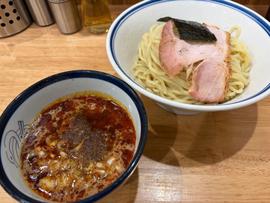 サバの辛いつけ麺