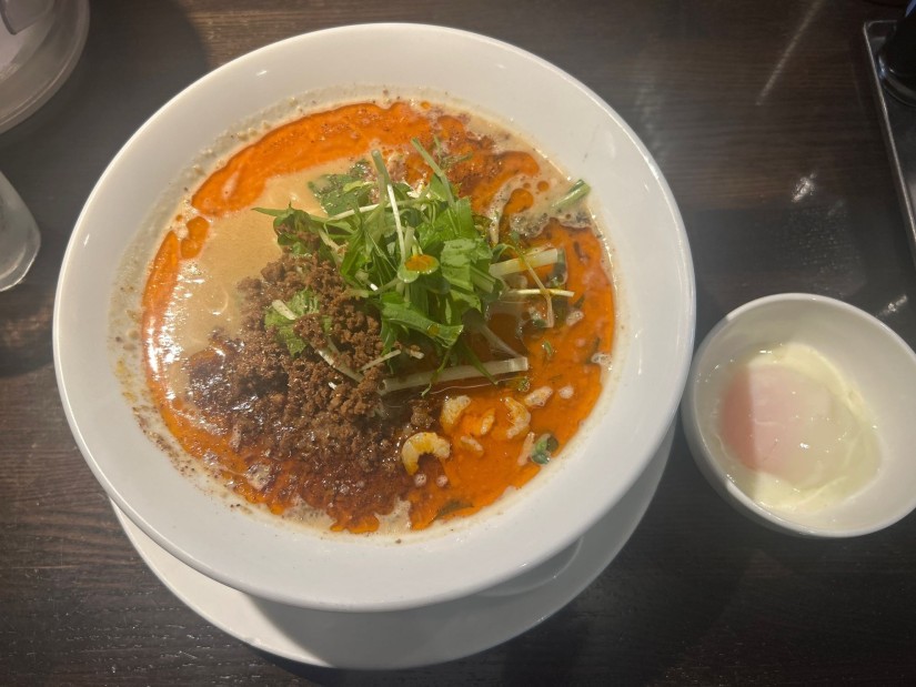 白胡麻坦々麺 辛さ6 痺れ2  