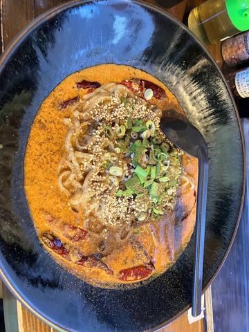 地獄の麻辣担々麺 4辛