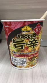 トップバリュ 旨辛ヌードル