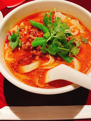 麻辣刀削麺
