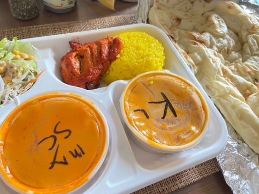 シーフードカレーとキーマカレー 辛口