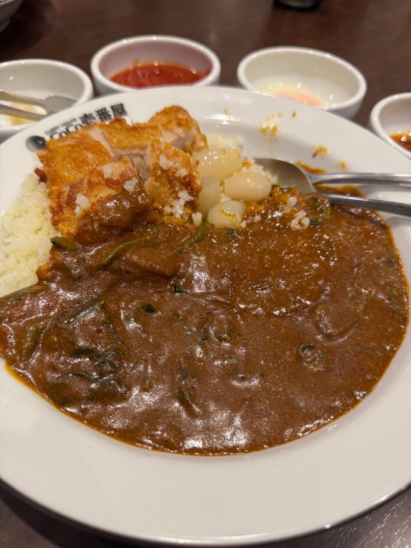 ほうれん草カレーパリパリチキントッピング（カリフラワーライス） 20辛