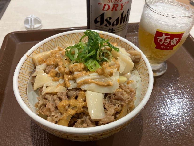 胡麻ダレたけのこ牛丼