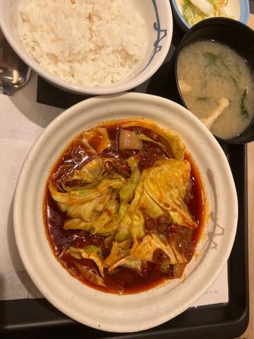 水煮牛肉 四川風牛肉唐辛子煮込み 激辛