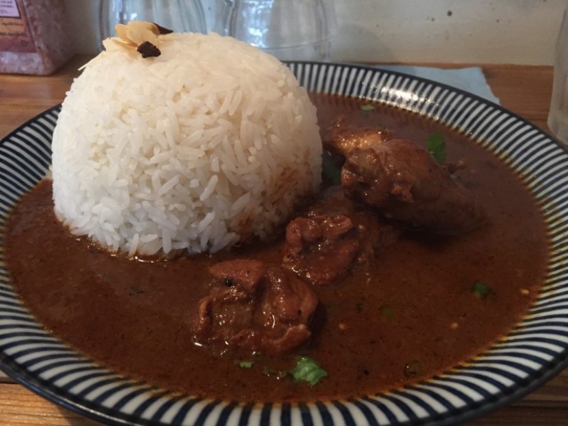 スパイシーチキンカレー 2本