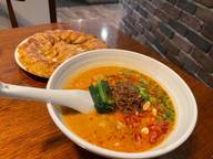 本格四川担々麺＋円盤餃子
