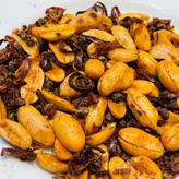 お通し　麻辣ピーナッツ