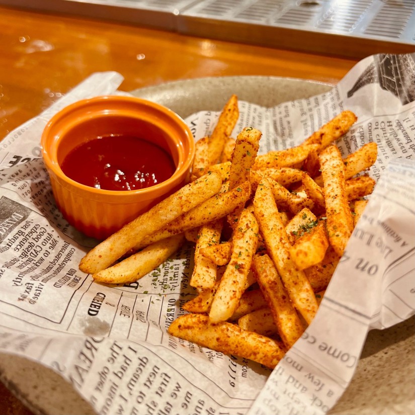 スパイシーポテトフライ