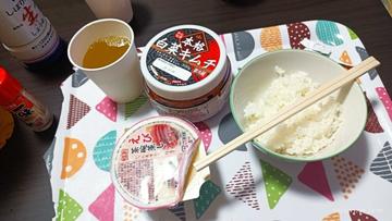 キムチ,ご飯,茶碗蒸し 3辛
