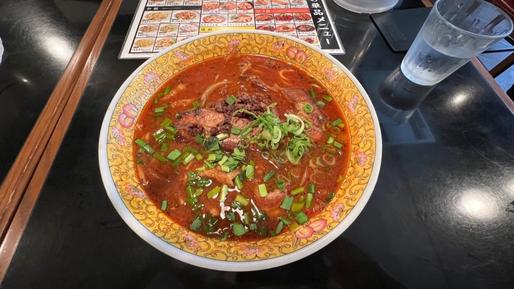 肉のせ漢おとこタンタン麺 鷹の爪*1