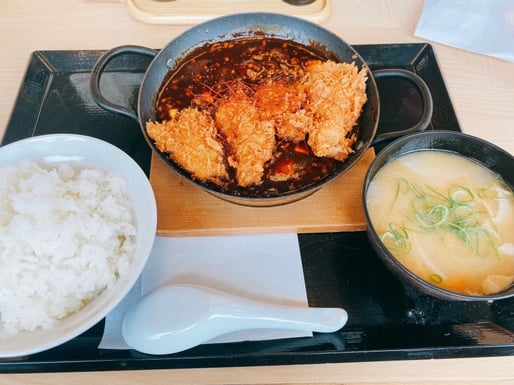 シビ辛さ 麻婆チキンカツ定食
