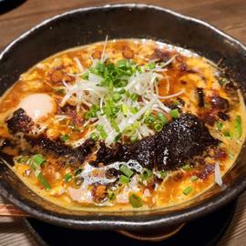 焙煎ニンニクカレー坦々麺 辛さの赤鬼激辛マックス 旨辛の中の鬼痺辛