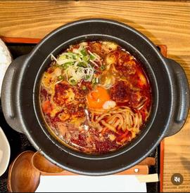鍋焼きマーボー麺 オモイッキリカラクシテクダサイ