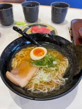 青唐辛子の貝節塩ラーメン