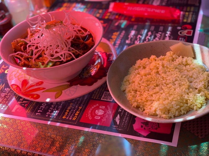 チキンカレー 虚空 マイタケトッピング 虚空
