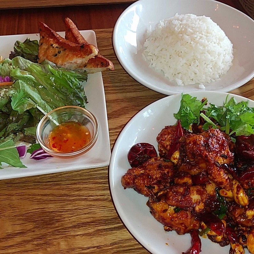 鶏肉とカシューナッツの麻辣炒め プリッキーヌ３倍