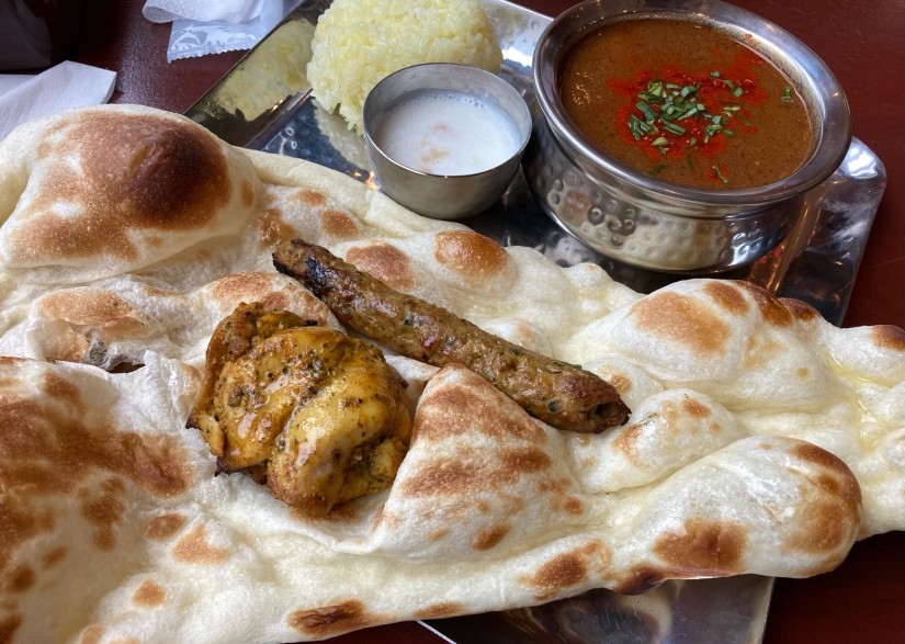 マトンカレーとケバブのセット とてもとてもとても辛い