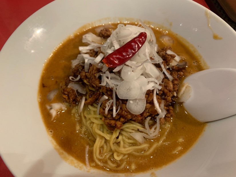 汁なし担々麺