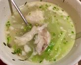 青唐辛子のコムタンスープ