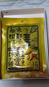 日本一辛い黄金柿の種