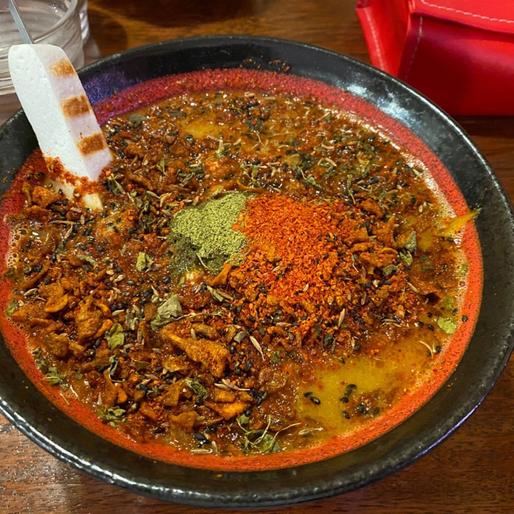 女王蜂ノーマル シビ普通辛普通