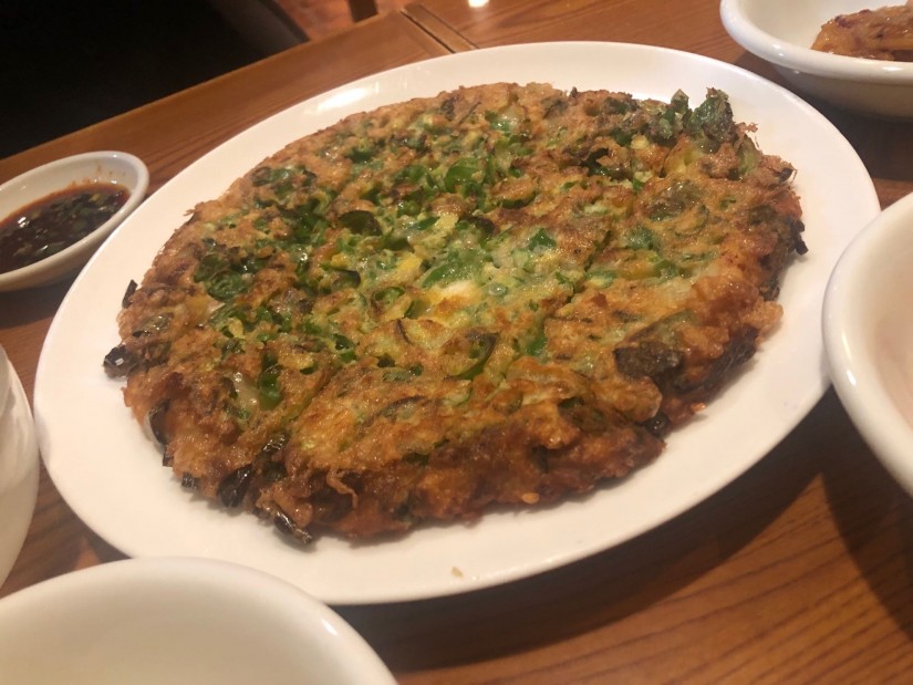 ネギ海鮮チヂミ（青唐辛子追加）