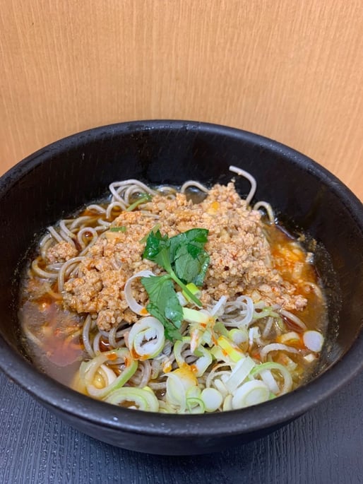 辛肉味噌冷やしカレーそば