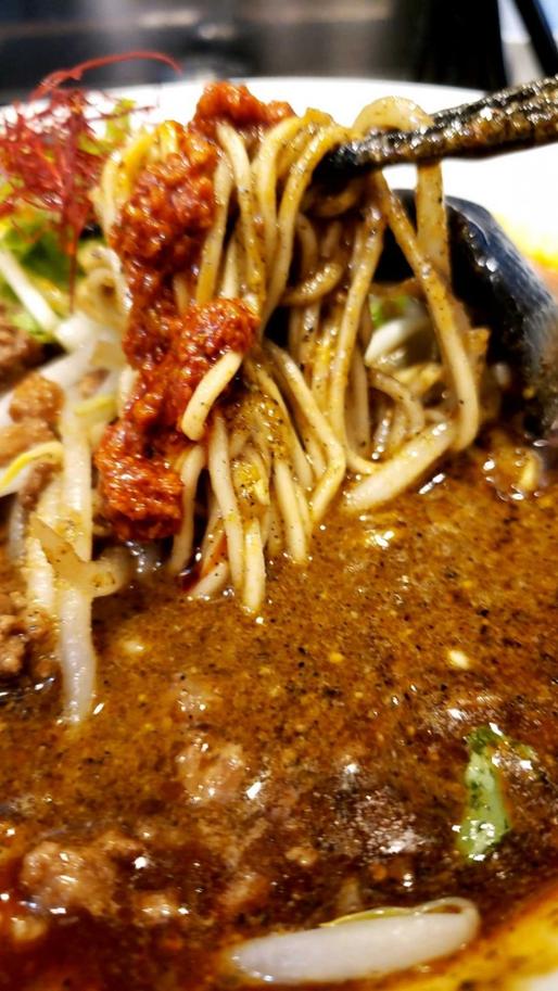 担々麺黒 激辛券一枚