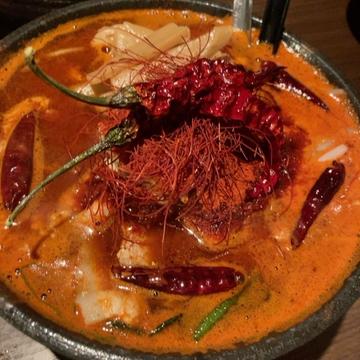 裏の壺辛麺
