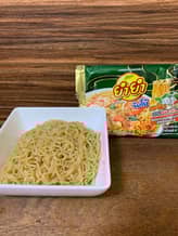 ヤムヤム  パッキーマオヌードル(バジル焼きそば) 激辛