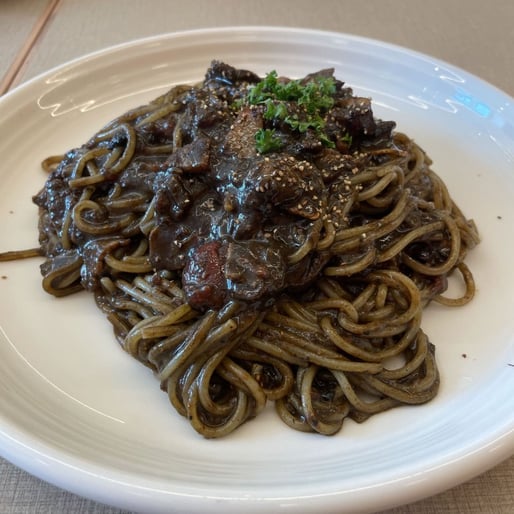 黒いカルボナーラ 🌶️🌶️