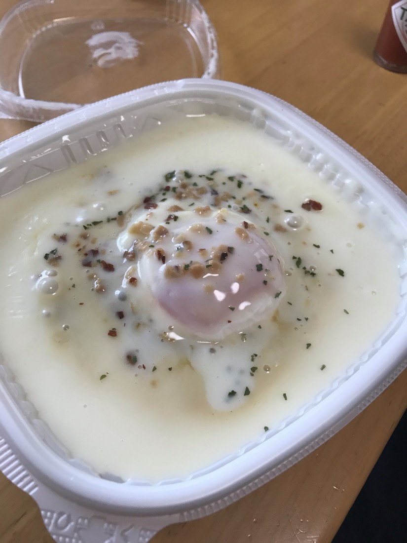 クワトロチーズソースの白いキーマカレー
