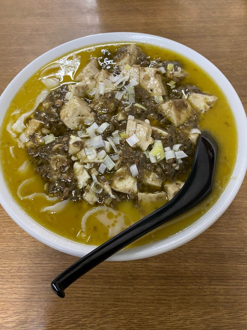 緑麻婆刀削麺 辛さ追加