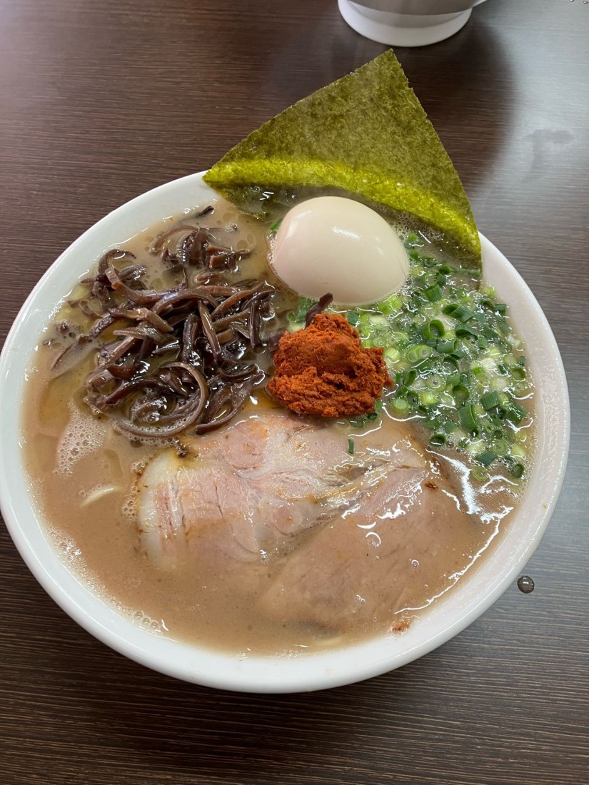 辛たね塩とんこつらーめん