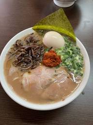 辛たね塩とんこつらーめん