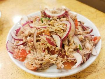 青唐辛子と魚のサラダ